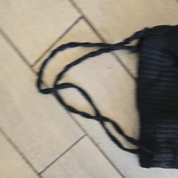 The Sak‎ Black Shoulder Bag with Drawstring Closure - Picture 5 of 7